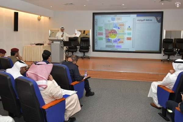 من الاجتماع