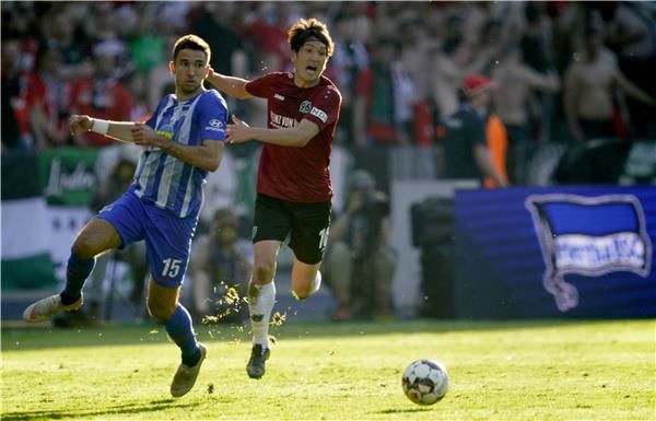 لقطة من المباراة