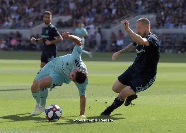 ?i=reuters%2f2019-04-22%2f2019-04-22t024226z_539479383_nocid_rtrmadp_3_mls-seattle-sounders-fc-at-los-angeles-fc_reuters