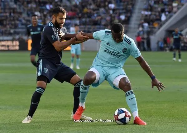 ?i=reuters%2f2019-04-22%2f2019-04-22t015848z_1523919244_nocid_rtrmadp_3_mls-seattle-sounders-fc-at-los-angeles-fc_reuters