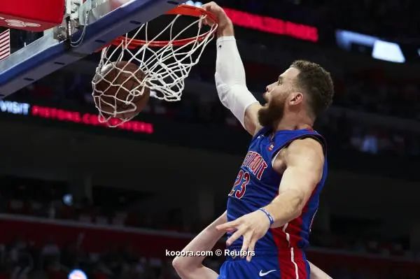 ?i=reuters%2f2019-04-23%2f2019-04-23t013539z_1394314355_nocid_rtrmadp_3_nba-playoffs-milwaukee-bucks-at-detroit-pistons_reuters