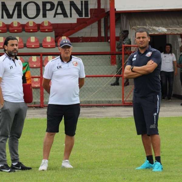 الجهاز الفني التونسي لسان بيدرو