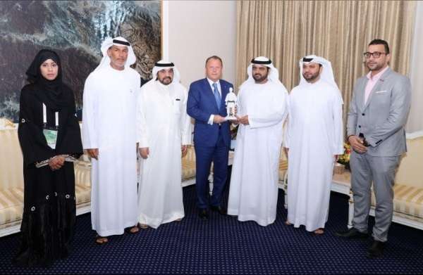 من الاستقبال