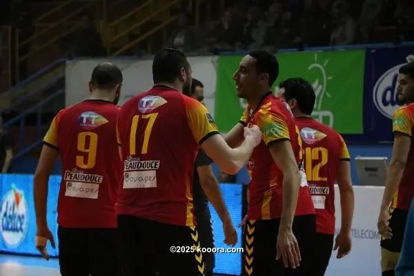 ?i=corr%2f125%2fkoo_125598