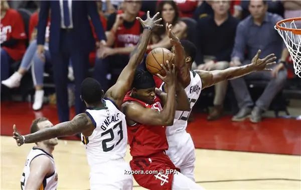 ?i=epa%2fbasketball%2f2019-04%2f2019-04-25-07526297_epa