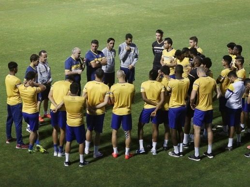 لاعبو النصر