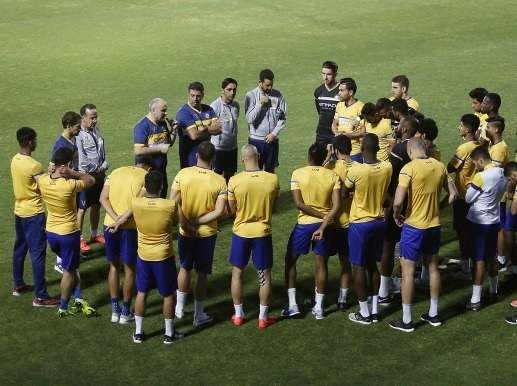 لاعبو النصر