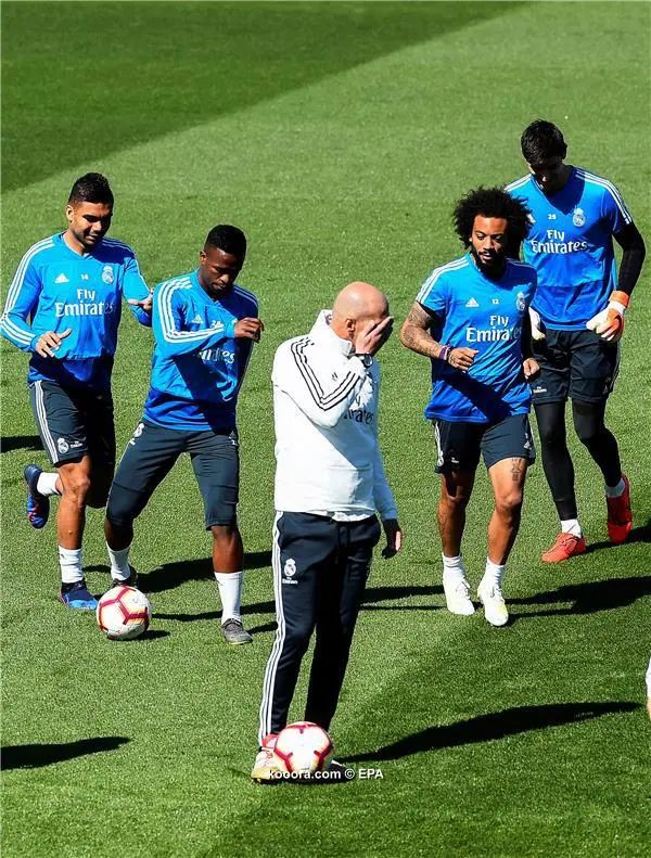 ?i=epa%2fsoccer%2f2019-04%2f2019-04-27%2f2019-04-27-07531704_epa