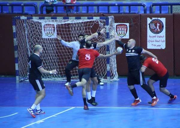 جانب من مباراة الزمالك والأولمبي