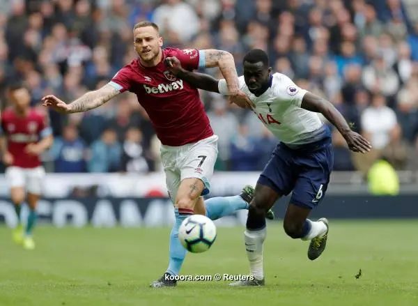 ?i=reuters%2f2019-04-27%2f2019-04-27t125108z_1571381181_rc1194d826d0_rtrmadp_3_soccer-england-tot-whu_reuters