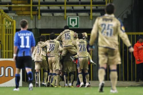 2010-11-04t193130z_01_spt03_rtridsp_3_soccer-europa_reuters