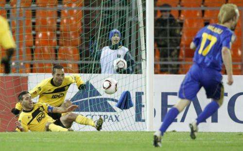 2010-11-04t184735z_01_fed02_rtridsp_3_soccer-europa_reuters