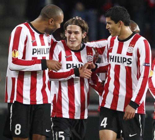 2010-11-04t220847z_01_mkn009_rtridsp_3_soccer-europa_reuters