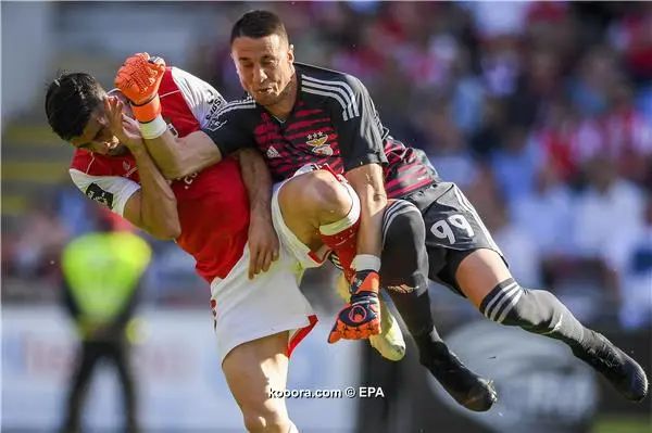 ?i=epa%2fsoccer%2f2019-04%2f2019-04-28%2f2019-04-28-07535056_epa