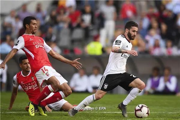 ?i=epa%2fsoccer%2f2019-04%2f2019-04-28%2f2019-04-28-07535164_epa