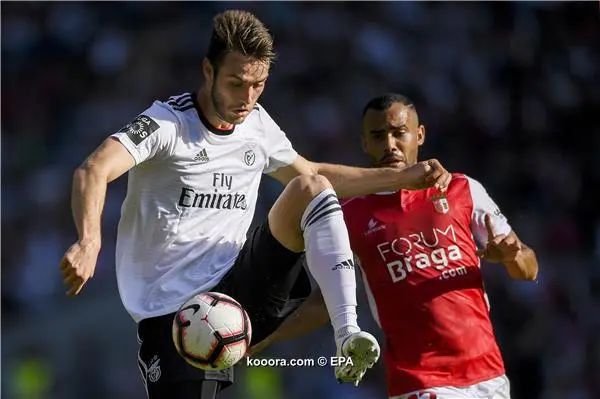 ?i=epa%2fsoccer%2f2019-04%2f2019-04-28%2f2019-04-28-07535059_epa