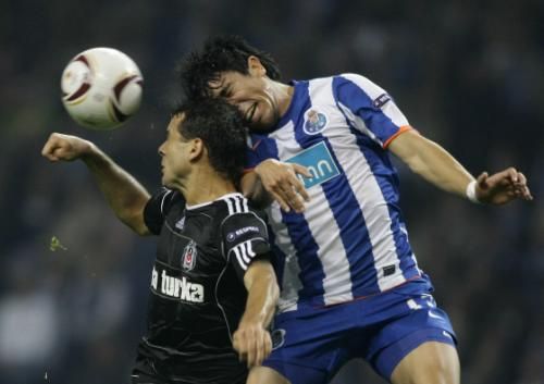 2010-11-04t204922z_01_mvi05_rtridsp_3_soccer-europa_reuters