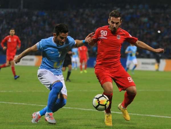 من لقاء سابق بين الفيصلي والجزيرة