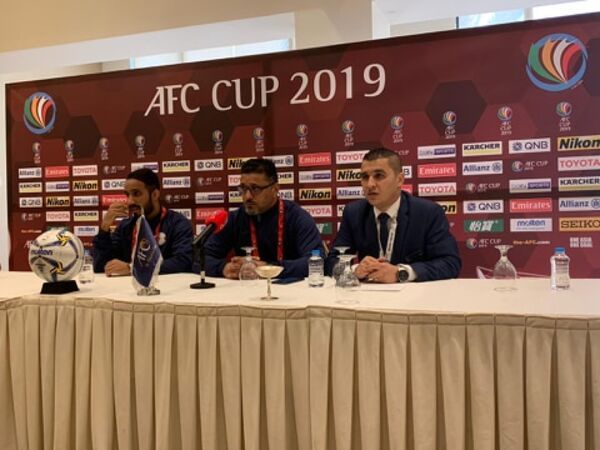 يوسف يعقوب خلال حديثه بالمؤتمر الصحفي