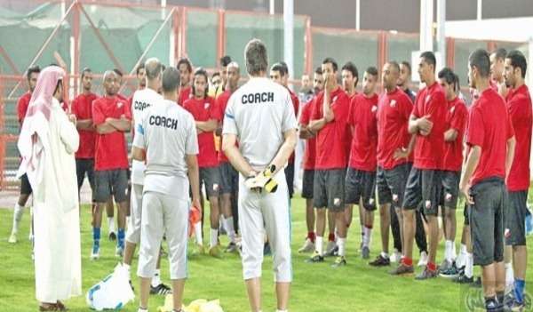 لاعبو خيطان