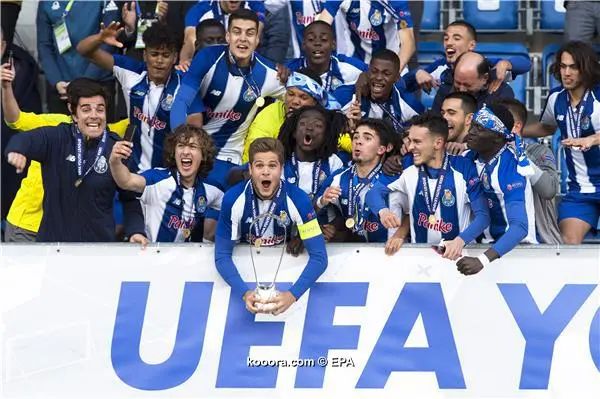?i=epa%2fsoccer%2f2019-04%2f2019-04-29%2f2019-04-29-07536808_epa