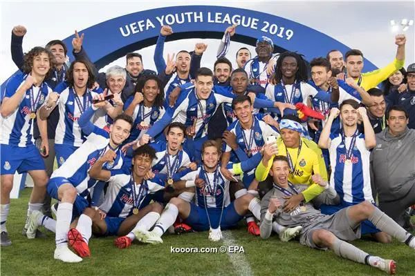 ?i=epa%2fsoccer%2f2019-04%2f2019-04-29%2f2019-04-29-07536776_epa