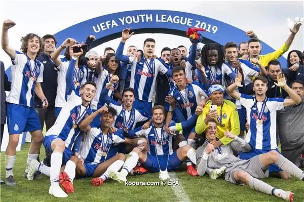 ?i=epa%2fsoccer%2f2019-04%2f2019-04-29%2f2019-04-29-07536744_epa