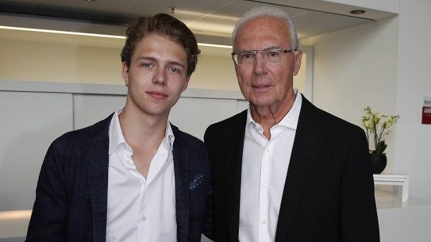 بيكنباور وحفيده