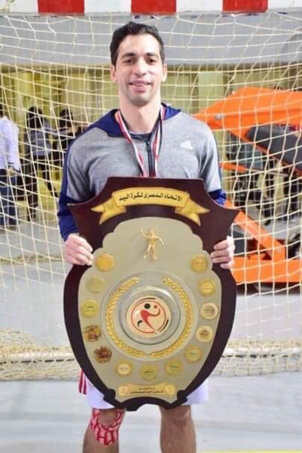 أحمد الأحمر