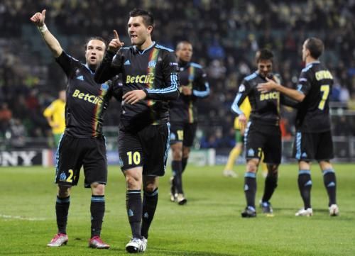 لاعبي فرحة مارسيليا بهدف من اهداف الفريق بالدوري الاوروبي