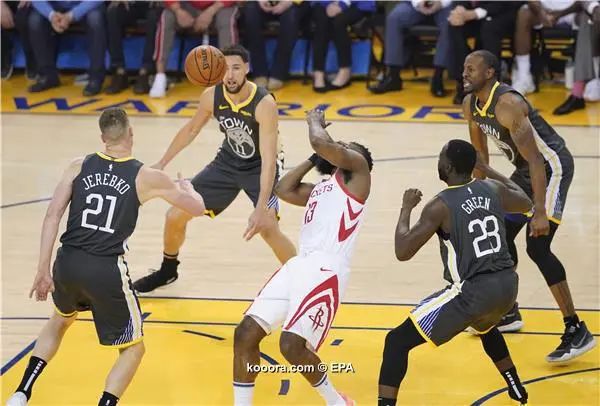 ?i=epa%2fbasketball%2f2019-05%2f2019-05-01-07539163_epa
