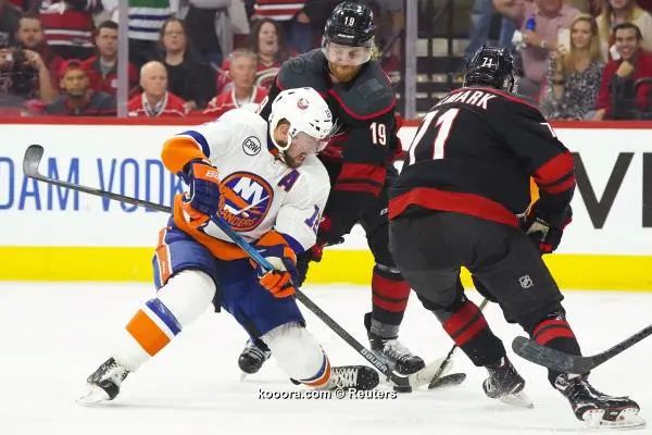 ?i=reuters%2f2019-05-02%2f2019-05-02t030942z_1615783659_nocid_rtrmadp_3_nhl-stanley-cup-playoffs-new-york-islanders-at-carolina-hurricanes_reuters