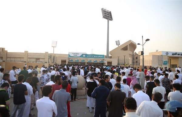 من طوابير التذاكر