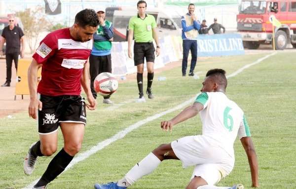  من لقاء الصفاقسي والملعب القابسي 