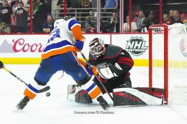 ?i=reuters%2f2019-05-04%2f2019-05-04t020454z_621471821_nocid_rtrmadp_3_nhl-stanley-cup-playoffs-new-york-islanders-at-carolina-hurricanes_reuters