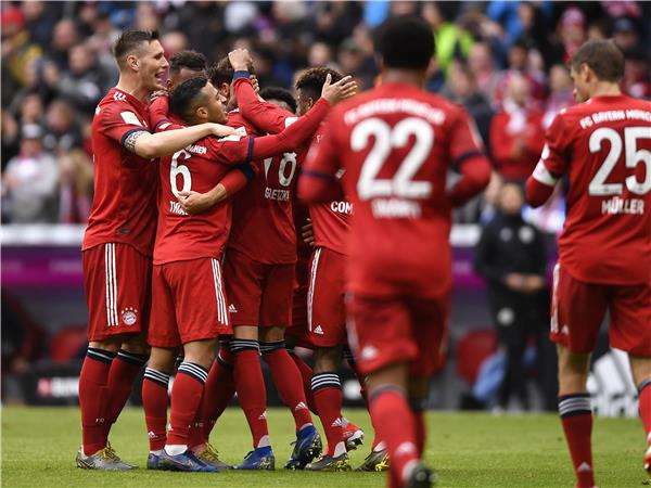 فرحة لاعبي بايرن ميونخ