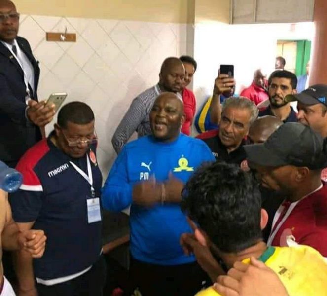 موسيماني في غرفة الوداد