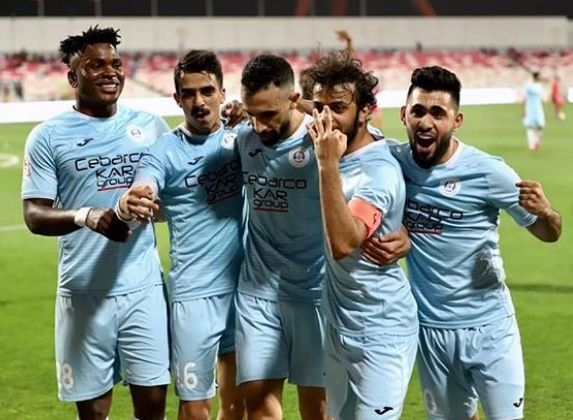 فرحة الرفاع بالهدف الثالث