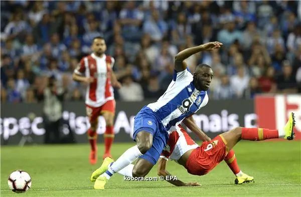 ?i=epa%2fsoccer%2f2019-05%2f2019-05-04%2f2019-05-04-07547543_epa