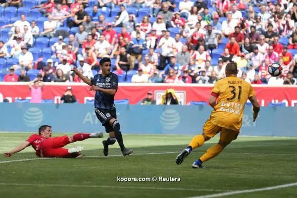 ?i=reuters%2f2019-05-04%2f2019-05-04t210312z_11037676_nocid_rtrmadp_3_mls-la-galaxy-at-new-york-red-bulls_reuters