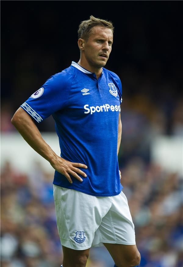 فيل جاجيلكا