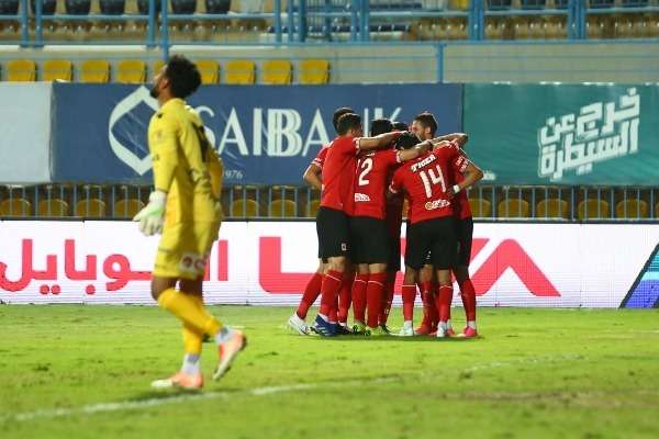 فرحة لاعبي الأهلي - تصوير: أحمد عواد