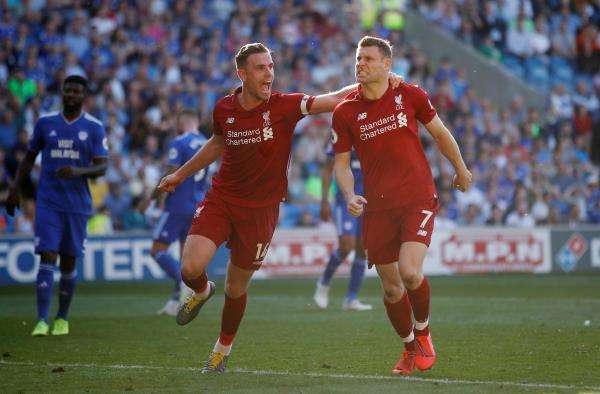 جوردان هندرسون (على اليسار)