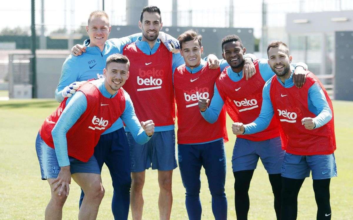 لاعبو برشلونة