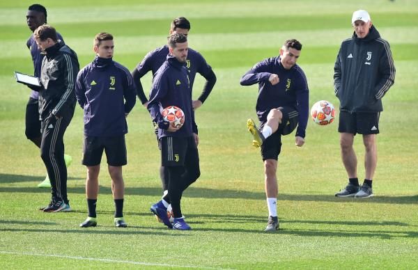 لاعبو يوفنتوس