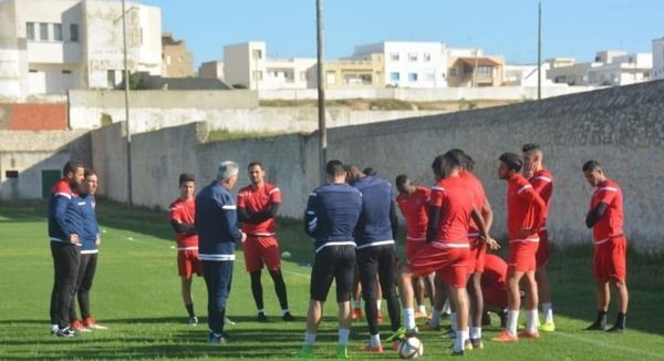 لومير يجتمع باللاعبين اليوم