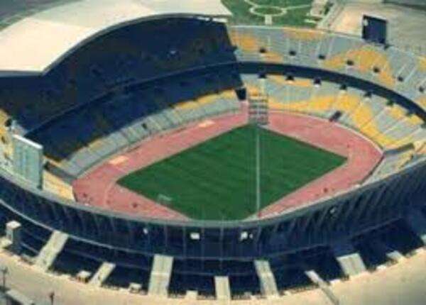 ملعب برج العرب