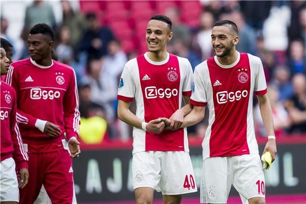 لاعبو أياكس 