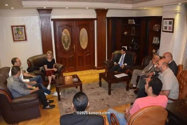 ?i=corr%2f128%2fkoo_128543