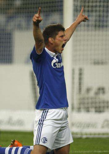 2010-11-05t200036z_01_ina07_rtridsp_3_soccer-germany_reuters